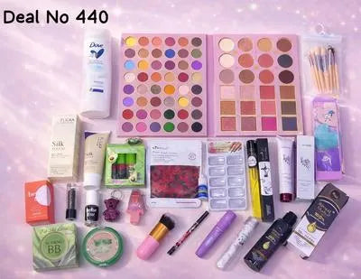 20 in 1 Makeup & Skincare Bundle 300 g - 21 Pc