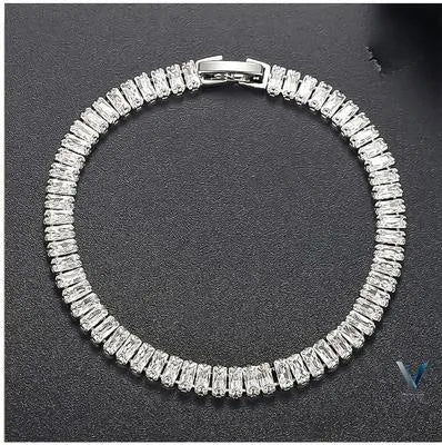 Silver Sparkling Elegant Korean Chain Bracelet (PUJ-931)