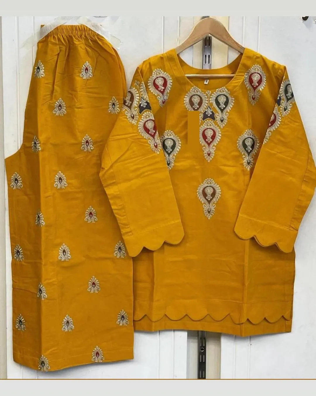 Cotton Front Zarri Embroidery Shirt With Emb Flapper 2Pcs